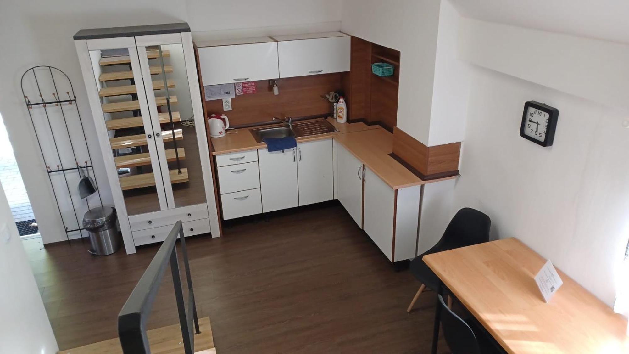 Apartmany Orlova Екстер'єр фото